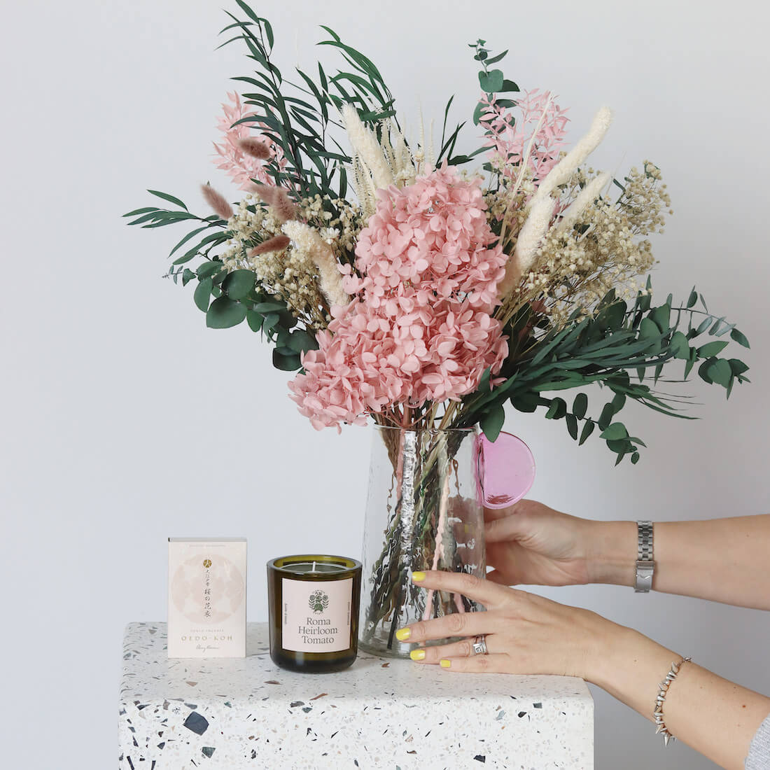 Preserved and dried flowers from Shida Preserved Flowers